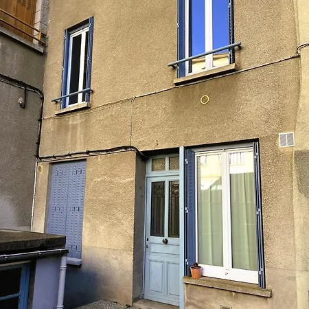 Centre-ville T2 - Parking Public A Proximite - 32 M2
