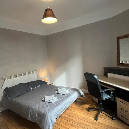 Centre-ville T2 - Parking Public A Proximite - 32 M2